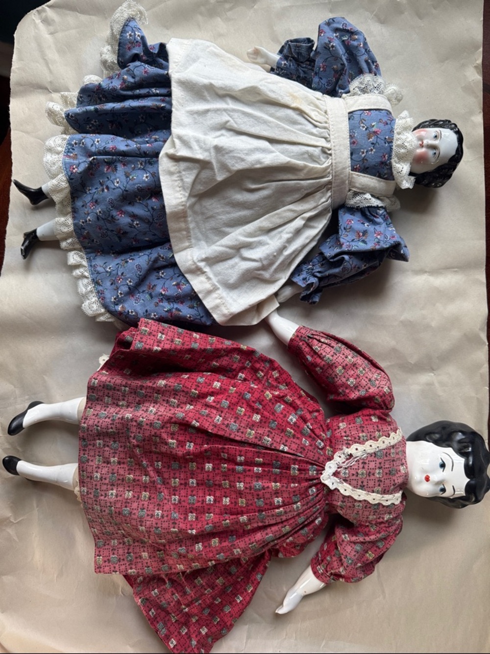 Vintage-Style Porcelain Doll Set — Blue & Red Dresses